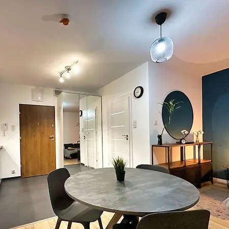 Appartement Klimatyczna Hotelowa Kawalerka Varsovie