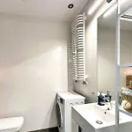 Apartment Klimatyczna Hotelowa Kawalerka